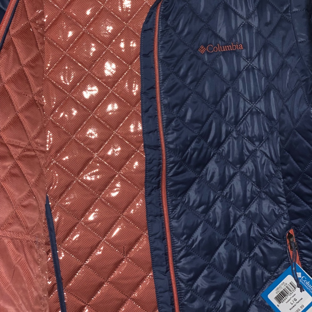 Columbia thermal jacket 😍😍 - Picture 4 of 5